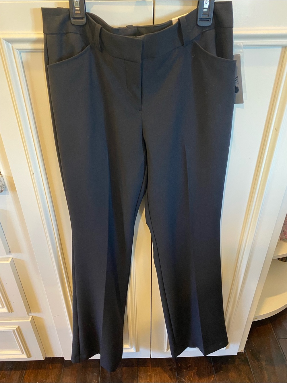 Women’s Black Tailored Straight-Leg Pants
